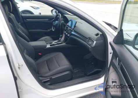 2019 Honda Accord Sport z USA, uszkodzony, nr VIN 1HGCV1F30KA086527